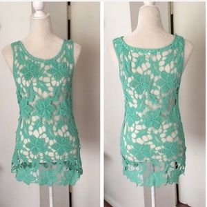 Missa Sleeveless Crochet Tunic Top Size Medium